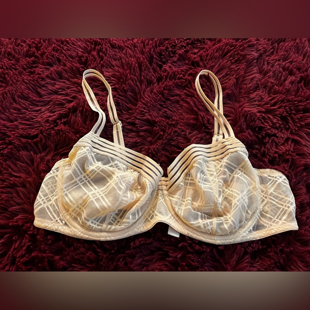 Pre loved Adore Me crème Bra 38C